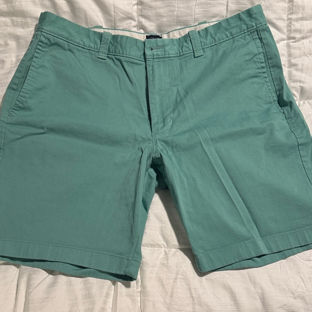 J. Crew Men's Green Flat Front Shorts